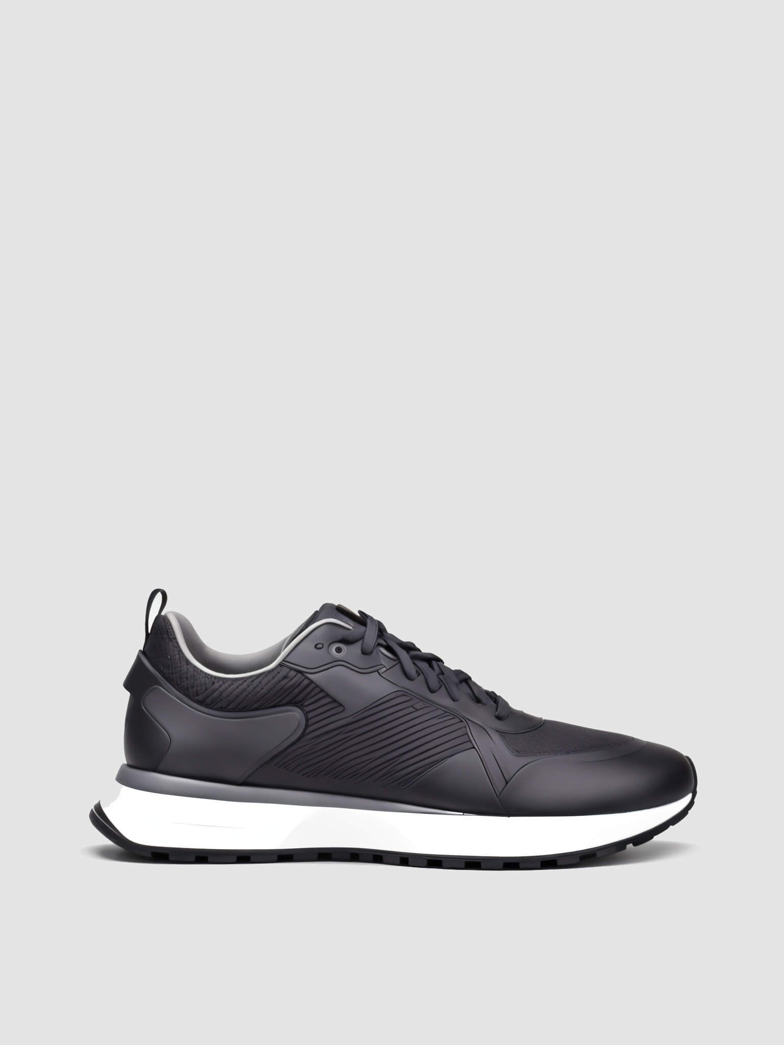 Everyday Training Shoes